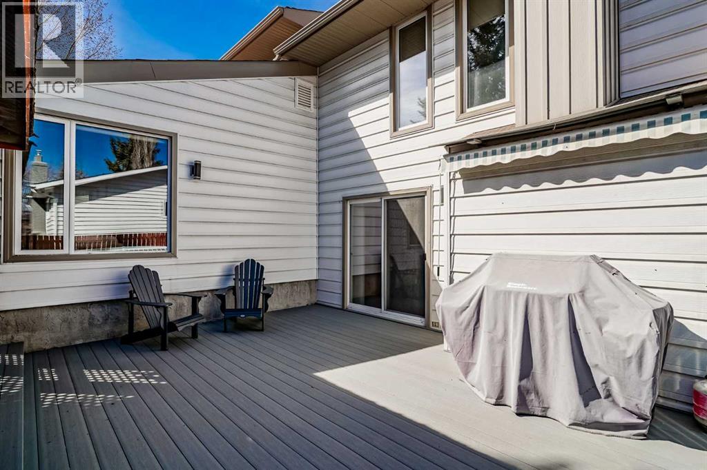 28 Deercross Way SE, Calgary, Alberta  T2J 6E3 - Photo 17 - A2300576