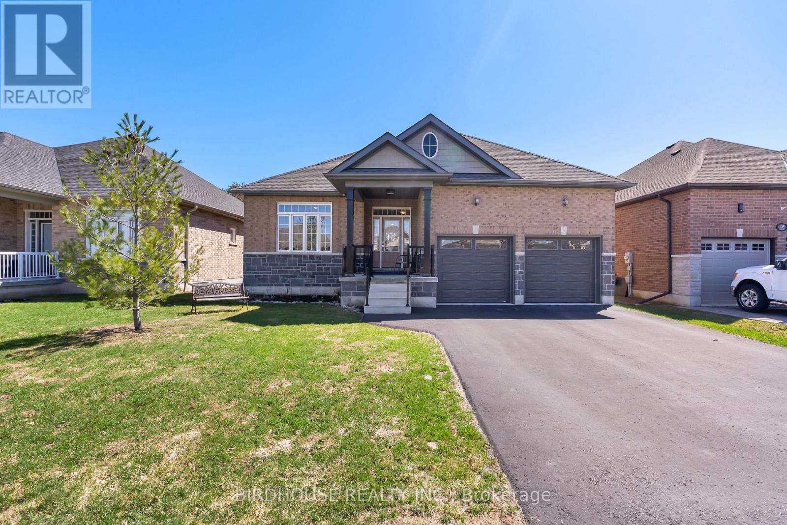 107 ALCORN DRIVE, Kawartha Lakes, Ontario