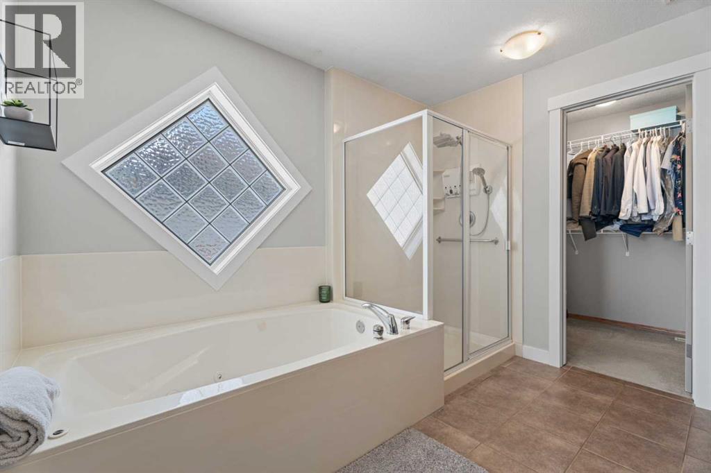 611 Cavendish Beach Bay, Chestermere, Alberta  T1X 1H9 - Photo 30 - A2303442