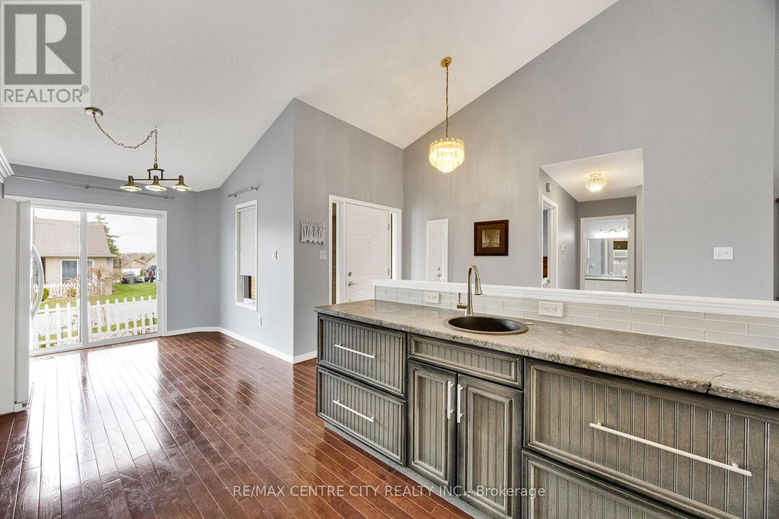 21 - 861 Shelborne Street, London South, Ontario  N5Z 5C5 - Photo 16 - X13024602