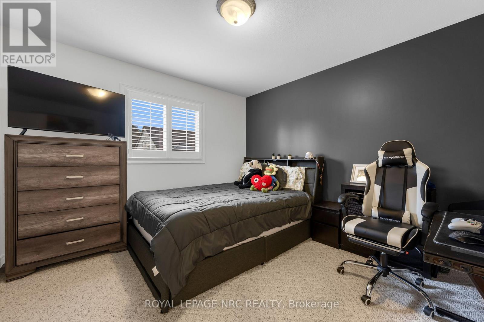 10 Montrose Street, St. Catharines, Ontario  L2S 4A7 - Photo 13 - X12426953