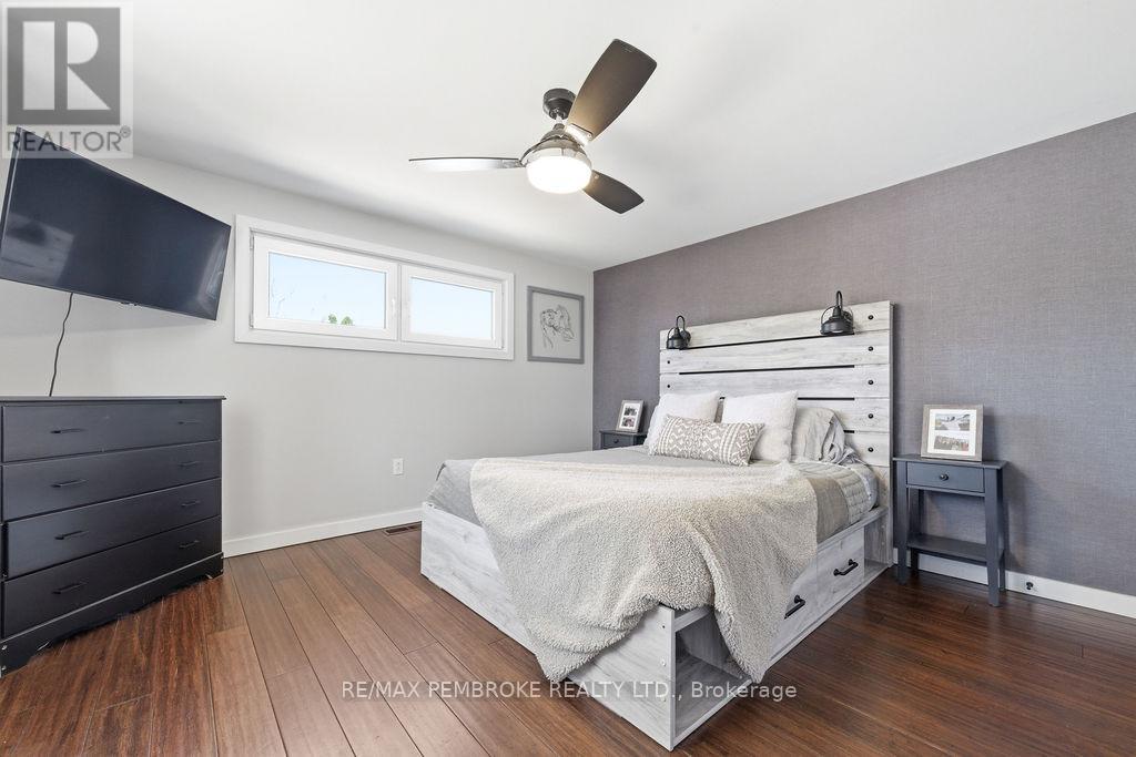 551 Laurentian Drive, Petawawa, Ontario  K8H 2M5 - Photo 19 - X13024746