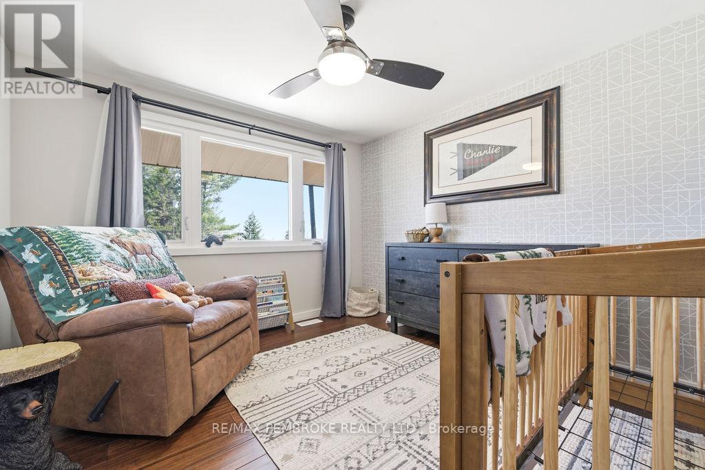 551 Laurentian Drive, Petawawa, Ontario  K8H 2M5 - Photo 21 - X13024746