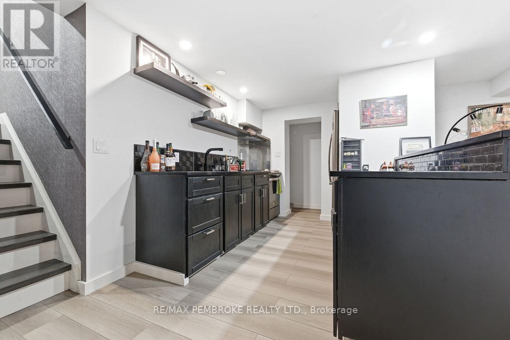 551 Laurentian Drive, Petawawa, Ontario  K8H 2M5 - Photo 28 - X13024746