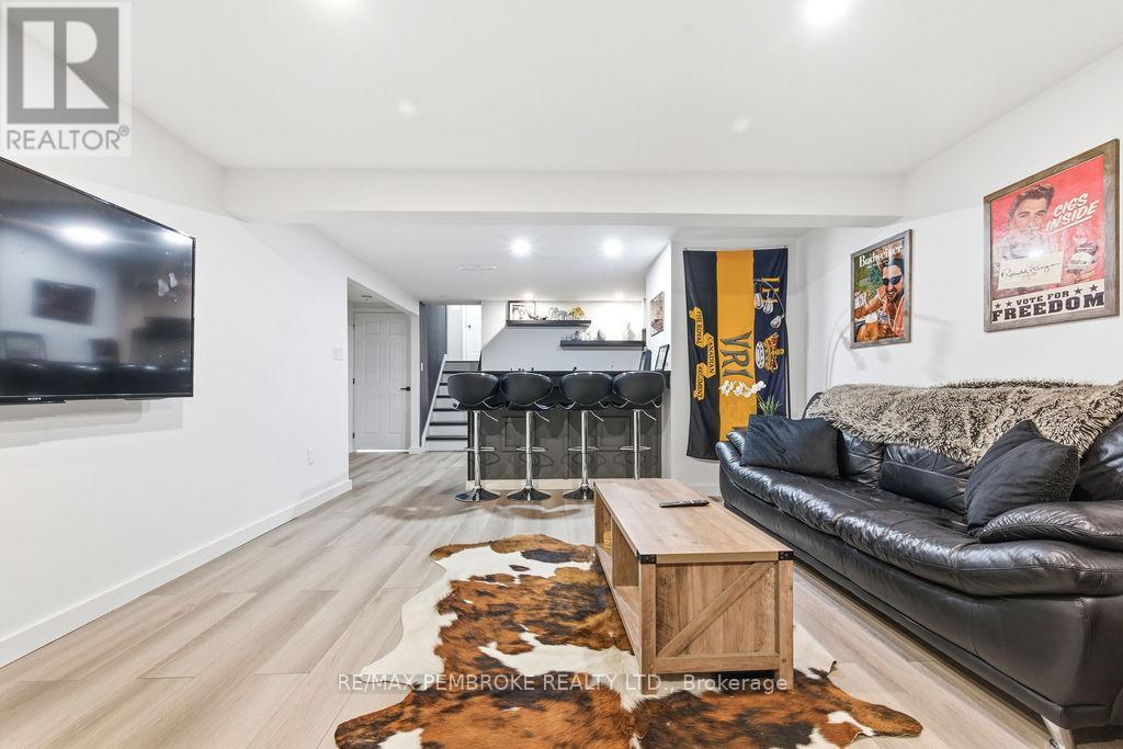 551 Laurentian Drive, Petawawa, Ontario  K8H 2M5 - Photo 30 - X13024746