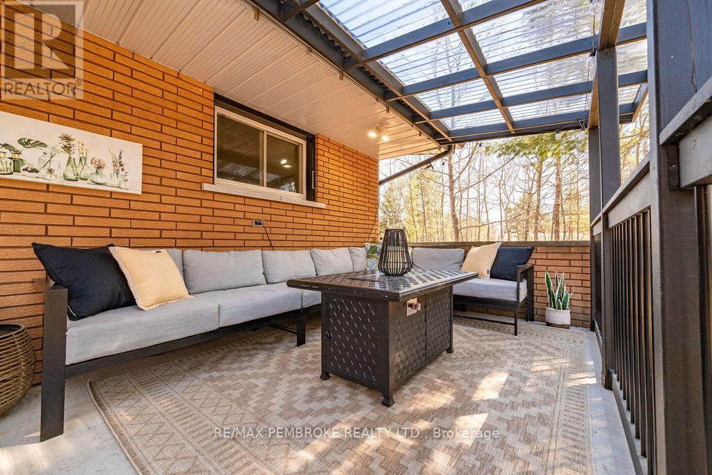 551 Laurentian Drive, Petawawa, Ontario  K8H 2M5 - Photo 37 - X13024746