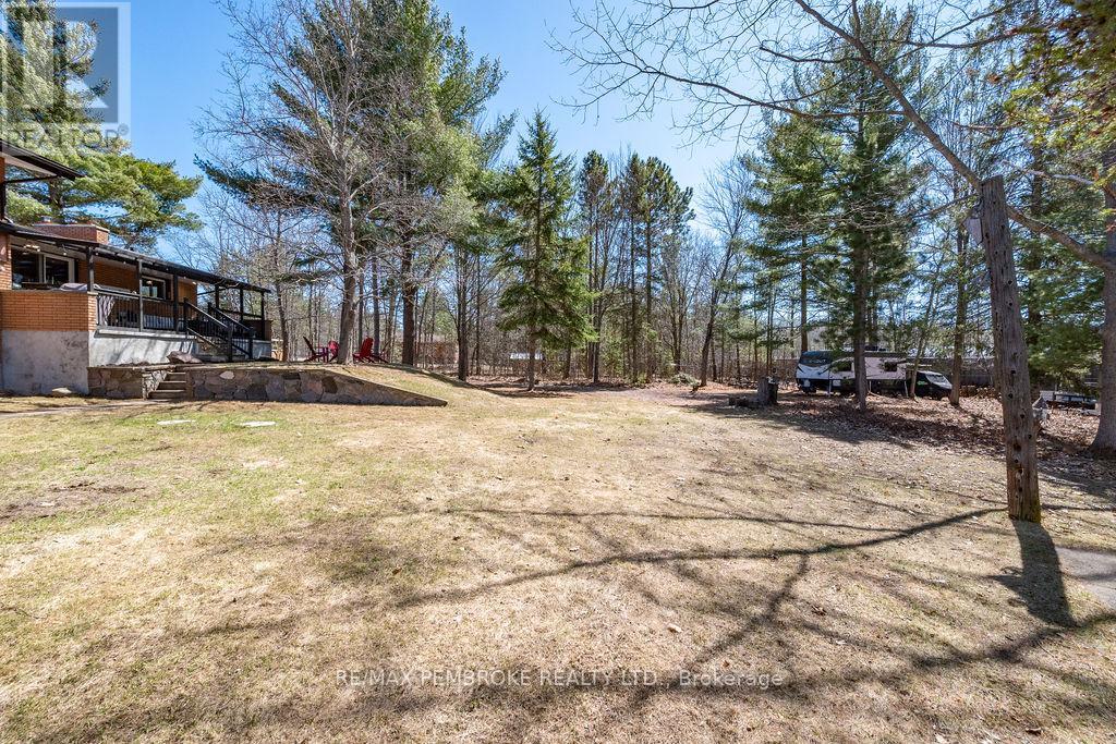 551 Laurentian Drive, Petawawa, Ontario  K8H 2M5 - Photo 41 - X13024746