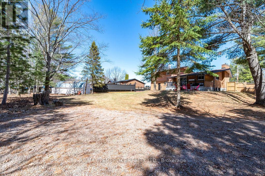 551 Laurentian Drive, Petawawa, Ontario  K8H 2M5 - Photo 42 - X13024746