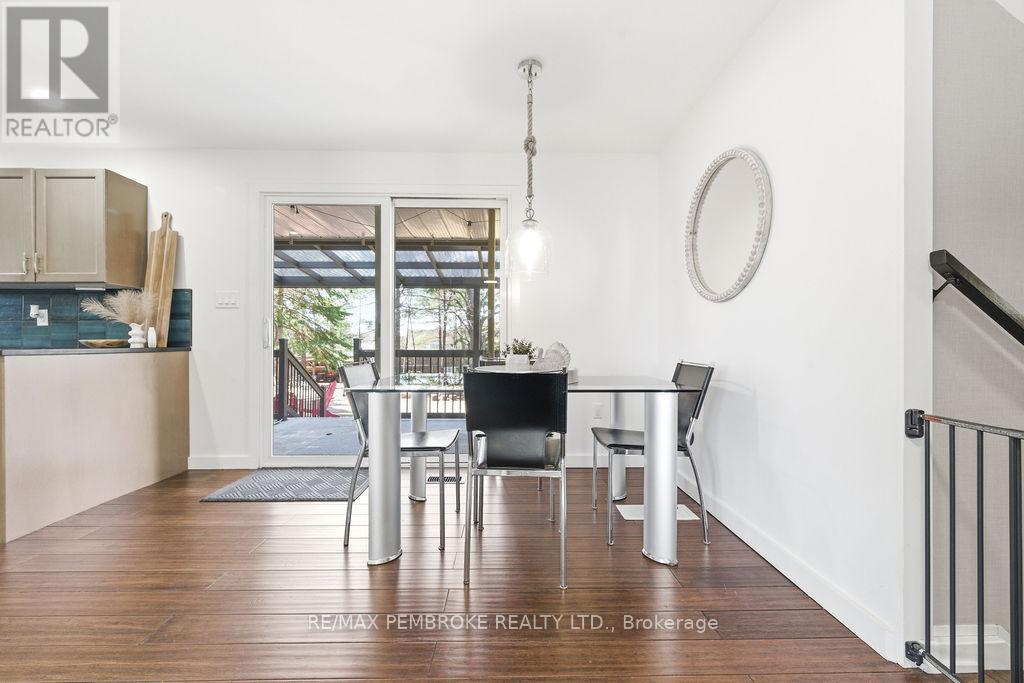 551 Laurentian Drive, Petawawa, Ontario  K8H 2M5 - Photo 9 - X13024746