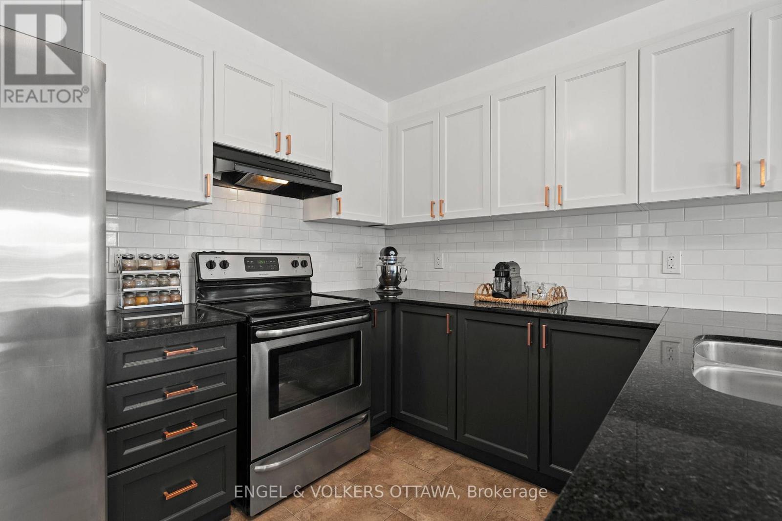 166 Lily Pond Street, Ottawa, Ontario  K2M 0J5 - Photo 9 - X13024722