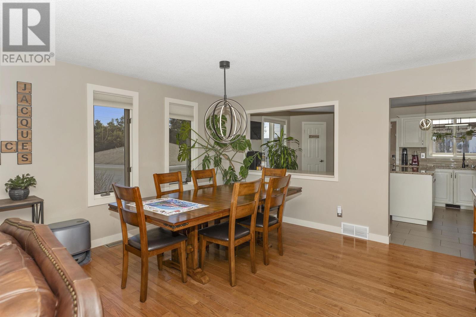 211 Linden Ct, Thunder Bay, Ontario  P7B 6R6 - Photo 9 - TB2600751