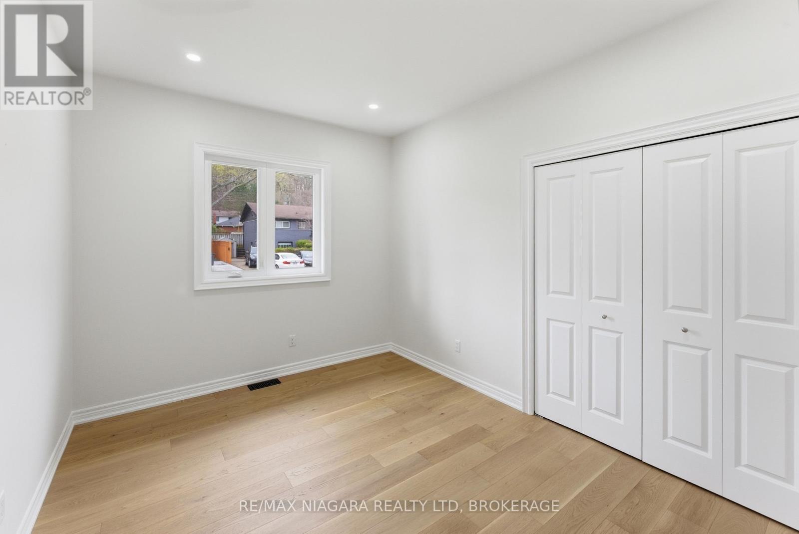 17 Glenbarr Road, St. Catharines, Ontario  L2T 1Y2 - Photo 21 - X13024756