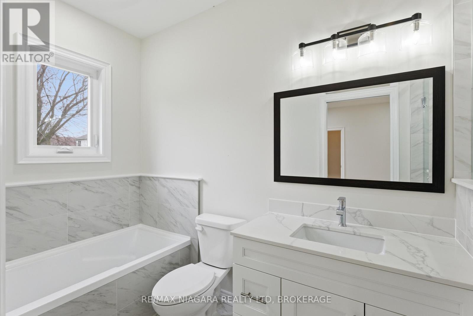 17 Glenbarr Road, St. Catharines, Ontario  L2T 1Y2 - Photo 25 - X13024756