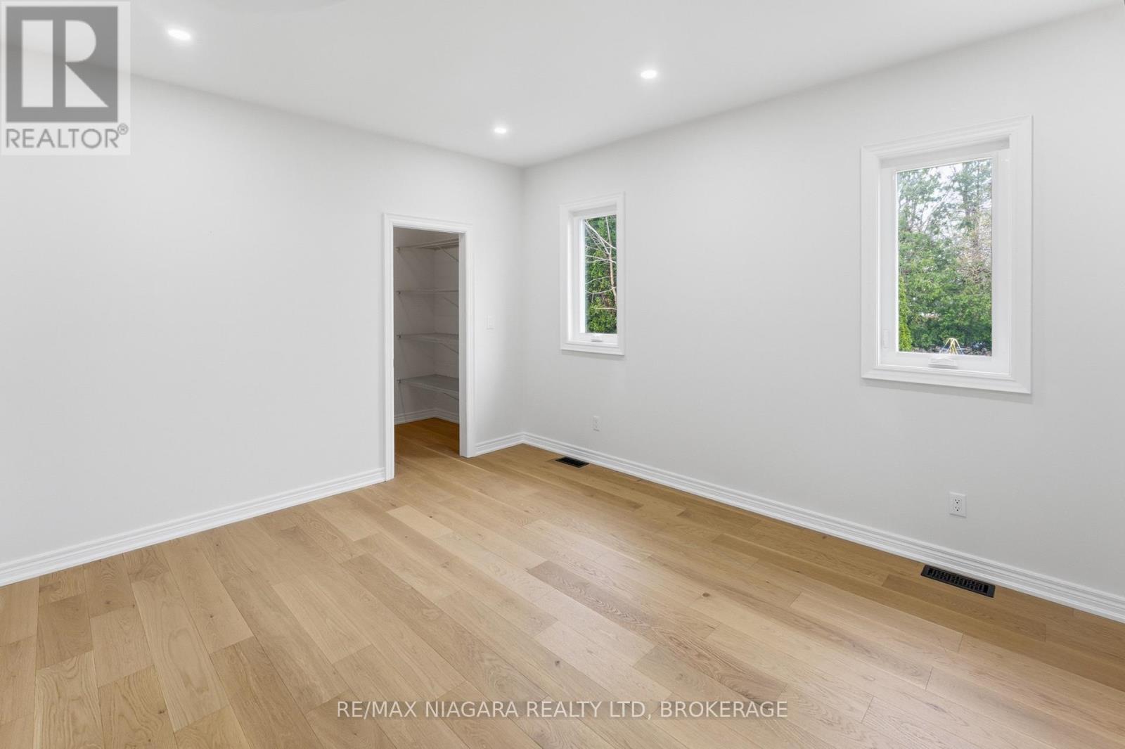 17 Glenbarr Road, St. Catharines, Ontario  L2T 1Y2 - Photo 28 - X13024756