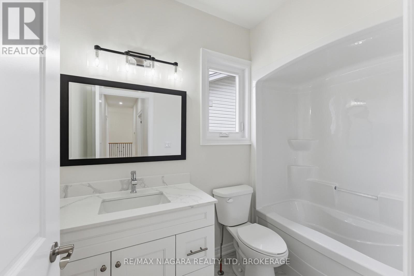 17 Glenbarr Road, St. Catharines, Ontario  L2T 1Y2 - Photo 31 - X13024756