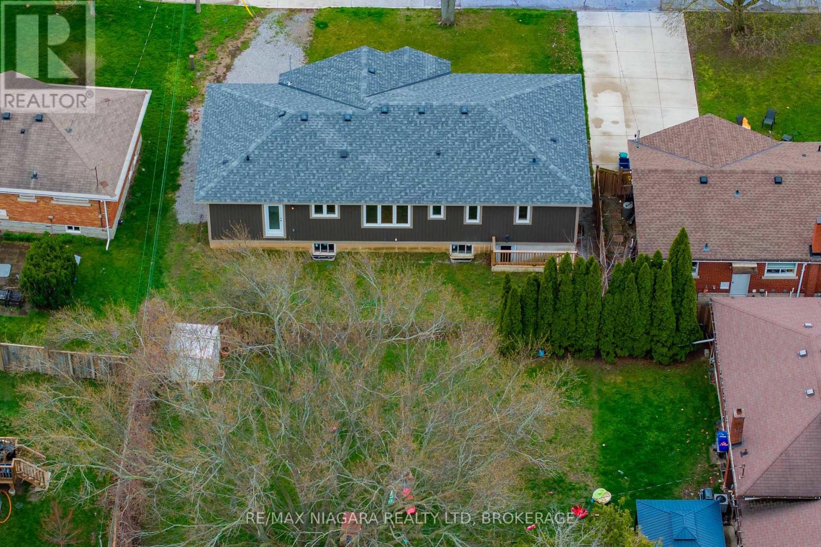 17 Glenbarr Road, St. Catharines, Ontario  L2T 1Y2 - Photo 35 - X13024756