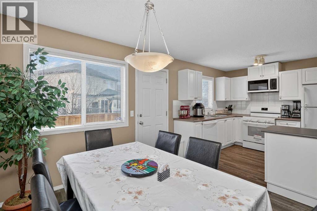 260 Stonemere Place, Chestermere, Alberta  T1Z 1N2 - Photo 12 - A2303653