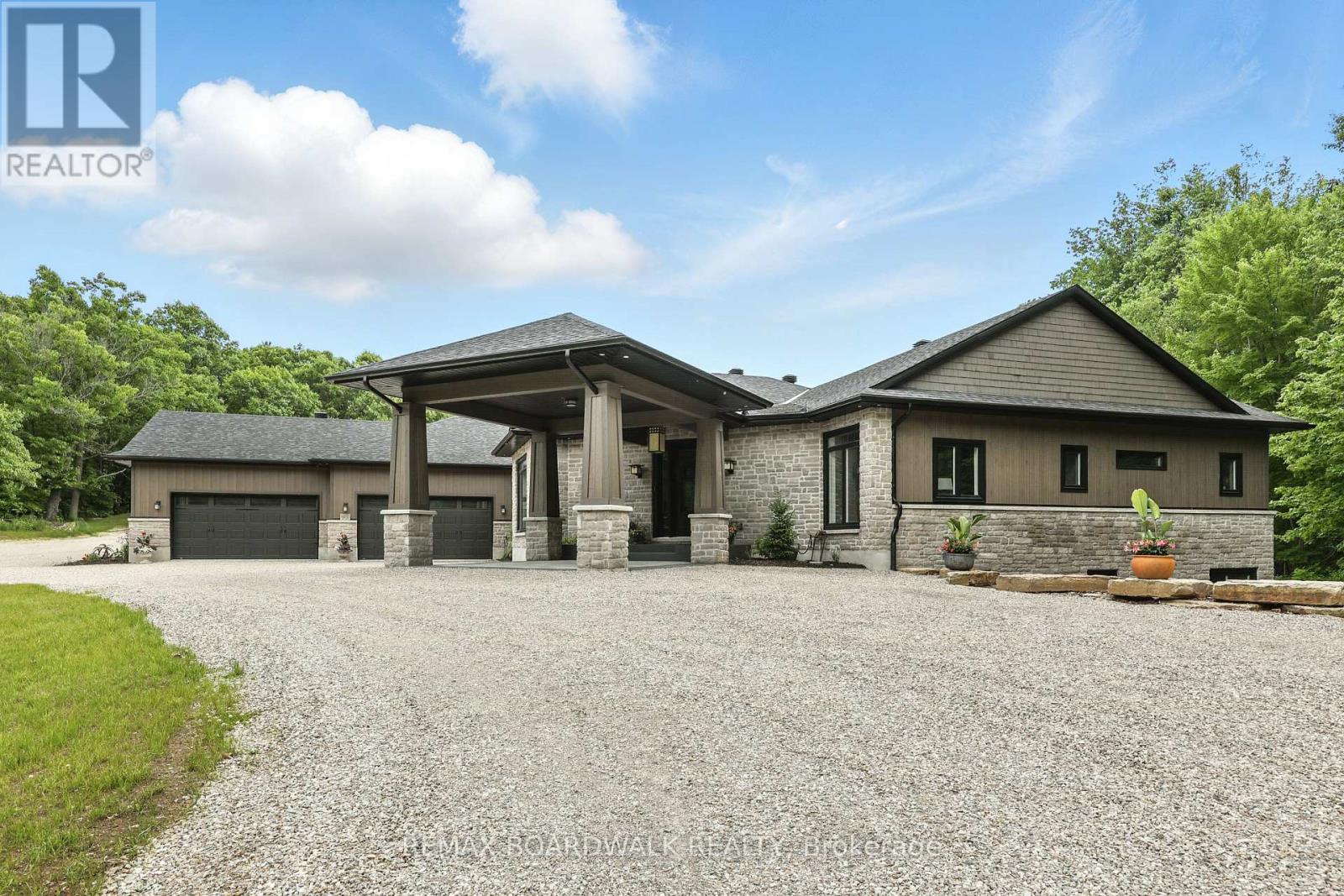 1155 Ebbs Bay Road, Drummond/north Elmsley, Ontario  K7C 0C5 - Photo 2 - X12797430