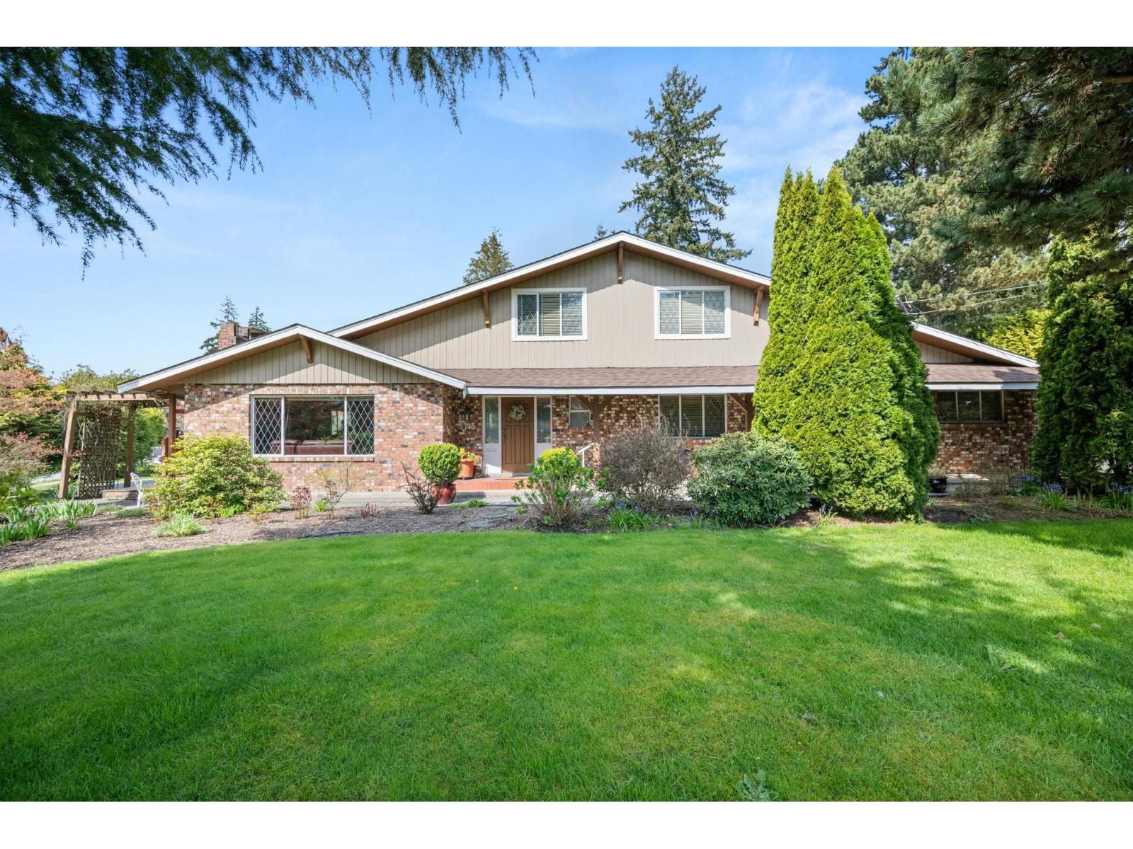 5715 132 Street, Surrey, British Columbia  V3X 1N6 - Photo 2 - R3113142