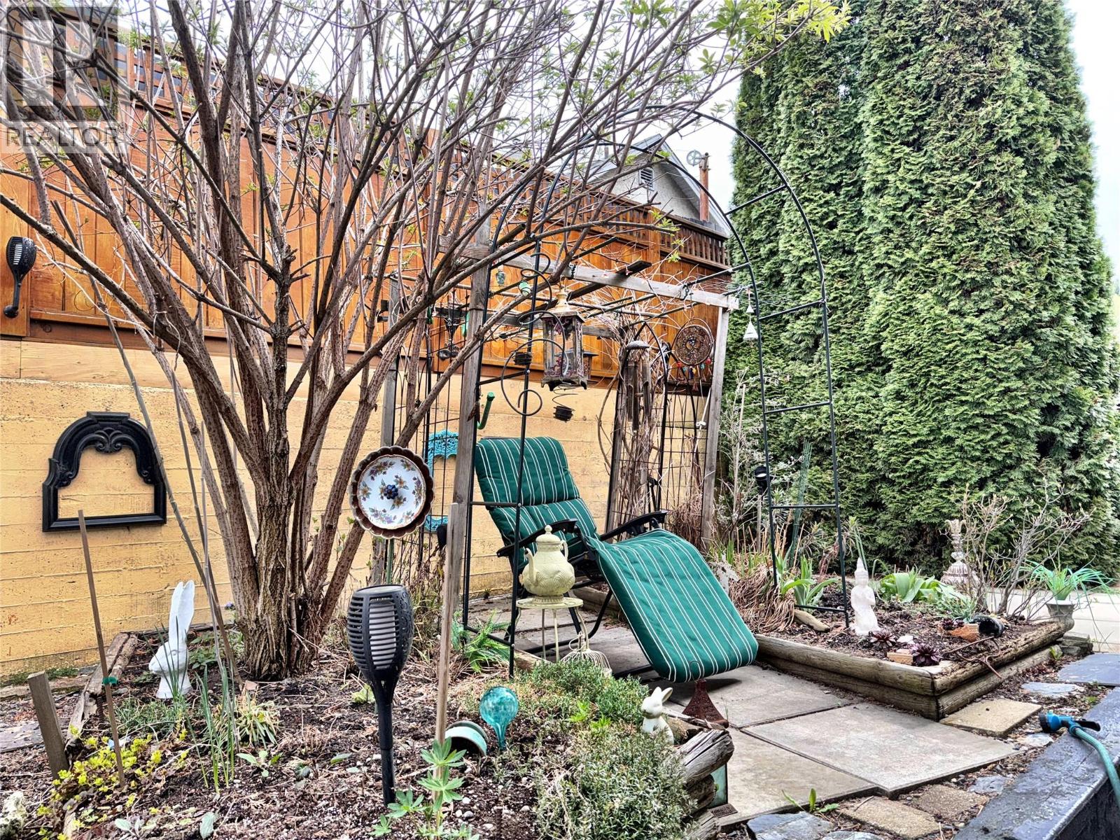 214 Wellington Avenue, Warfield, British Columbia  V1R 2K5 - Photo 50 - 10375596