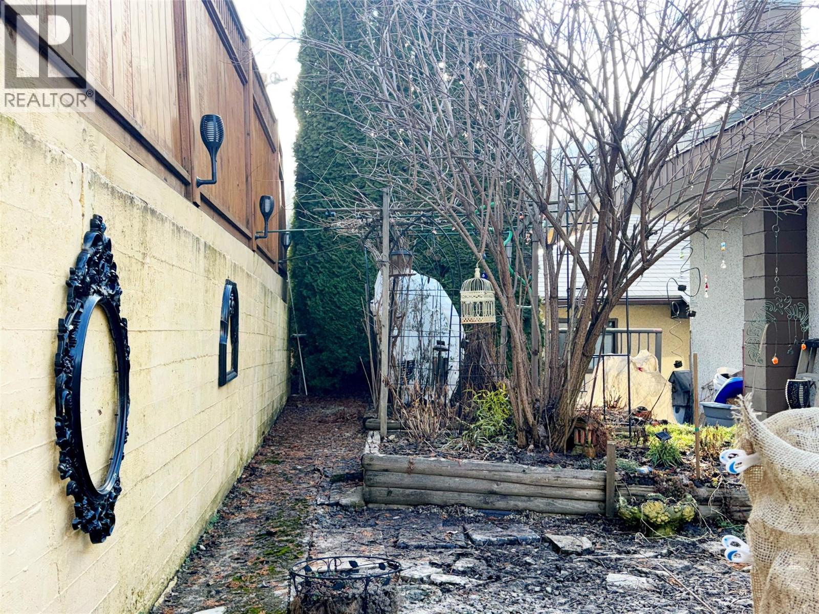 214 Wellington Avenue, Warfield, British Columbia  V1R 2K5 - Photo 61 - 10375596