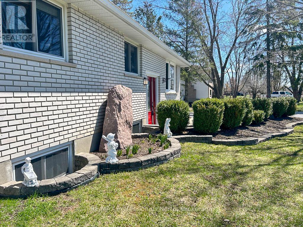 111 Anderson Drive, Kawartha Lakes, Ontario  K0M 1G0 - Photo 2 - X13024640
