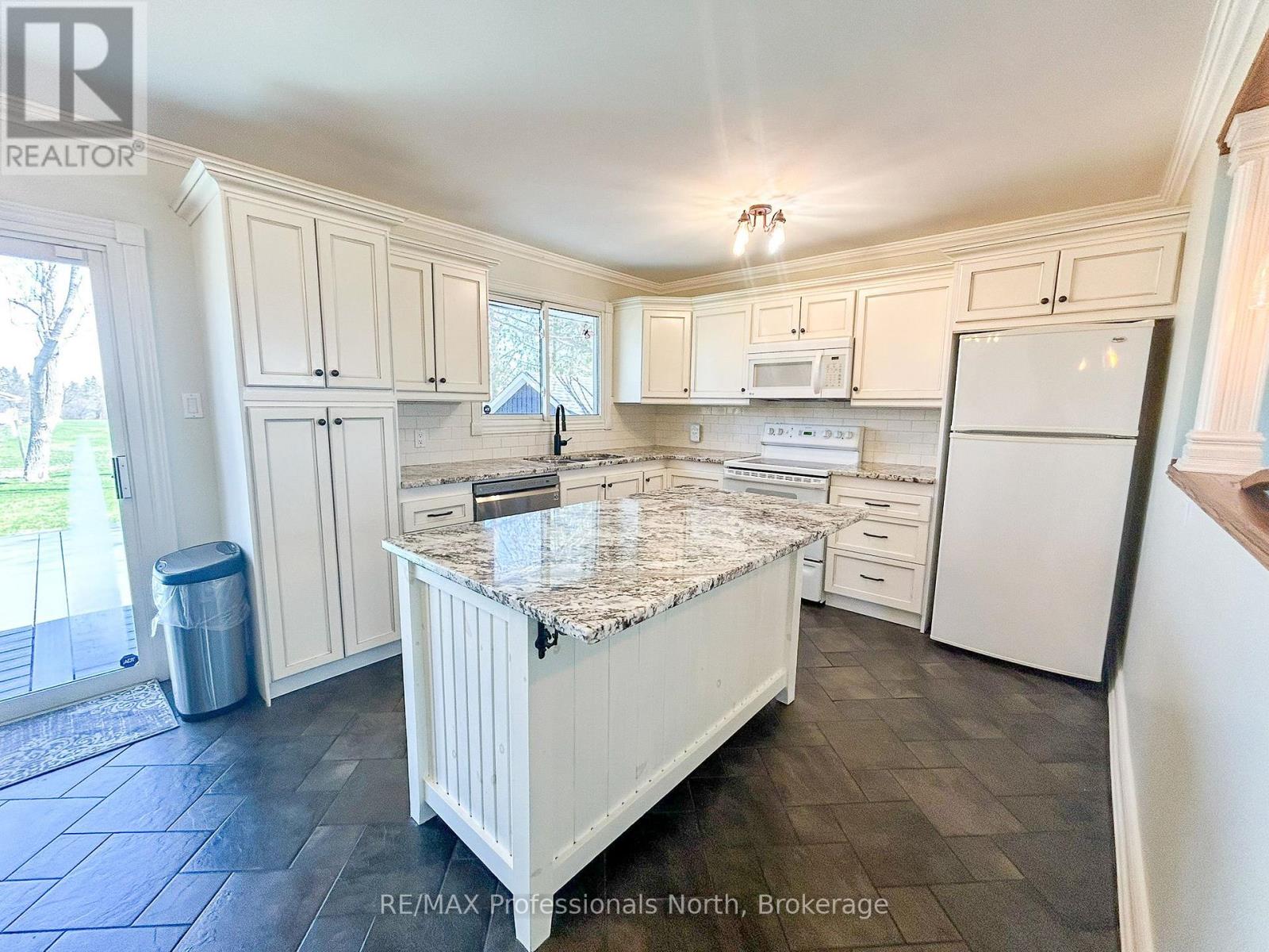 111 Anderson Drive, Kawartha Lakes, Ontario  K0M 1G0 - Photo 7 - X13024640