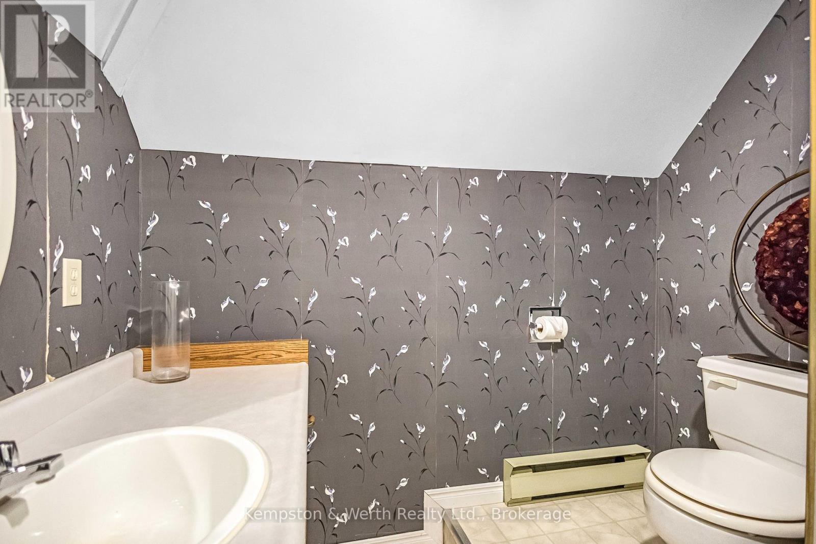 410 Main Street W, North Perth, Ontario  N4W 1A6 - Photo 39 - X13024728