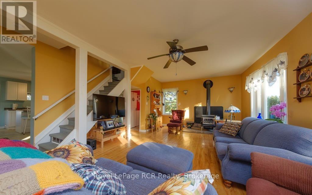 3898 Bruce Rd 6 Road, Huron-Kinloss, Ontario  N0G 2R0 - Photo 11 - X13024780