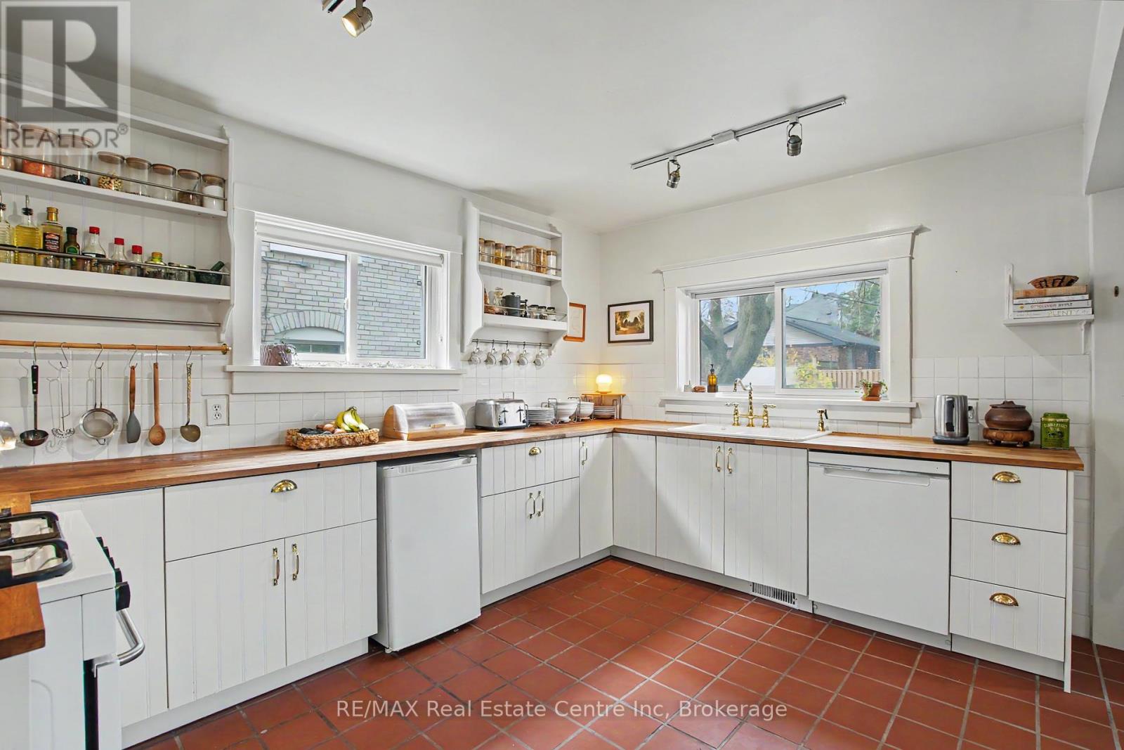 297 Waterloo Avenue, Guelph, Ontario  N1H 3J7 - Photo 12 - X13024830