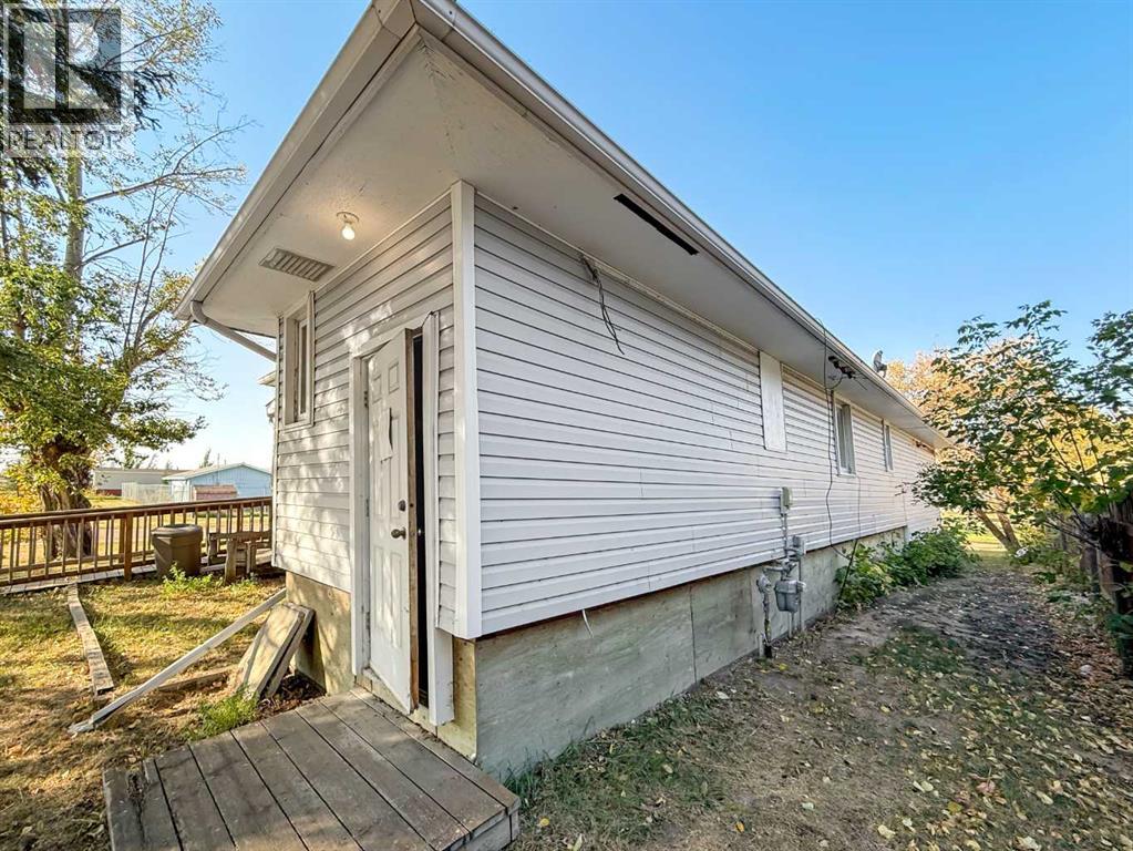 5002 49 Avenue, Botha, Alberta  T0C 0N0 - Photo 6 - A2260308