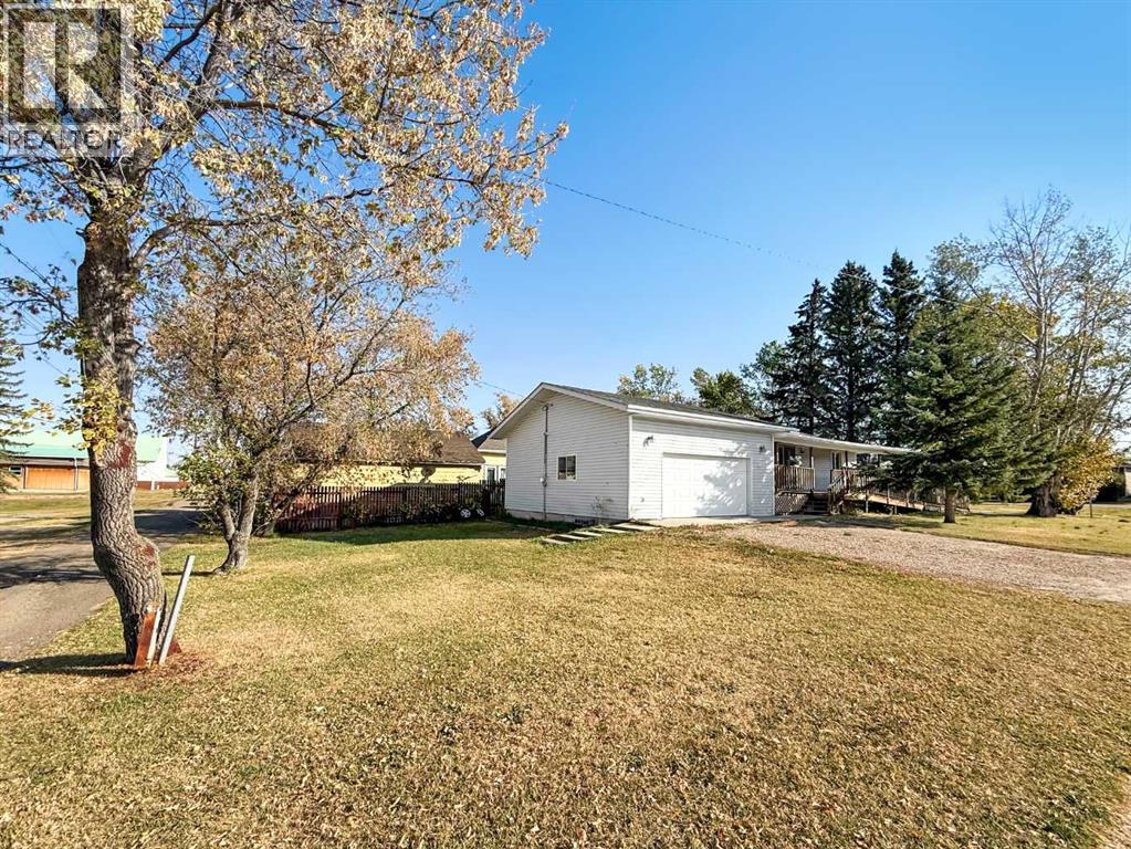 5002 49 Avenue, Botha, Alberta  T0C 0N0 - Photo 23 - A2260308