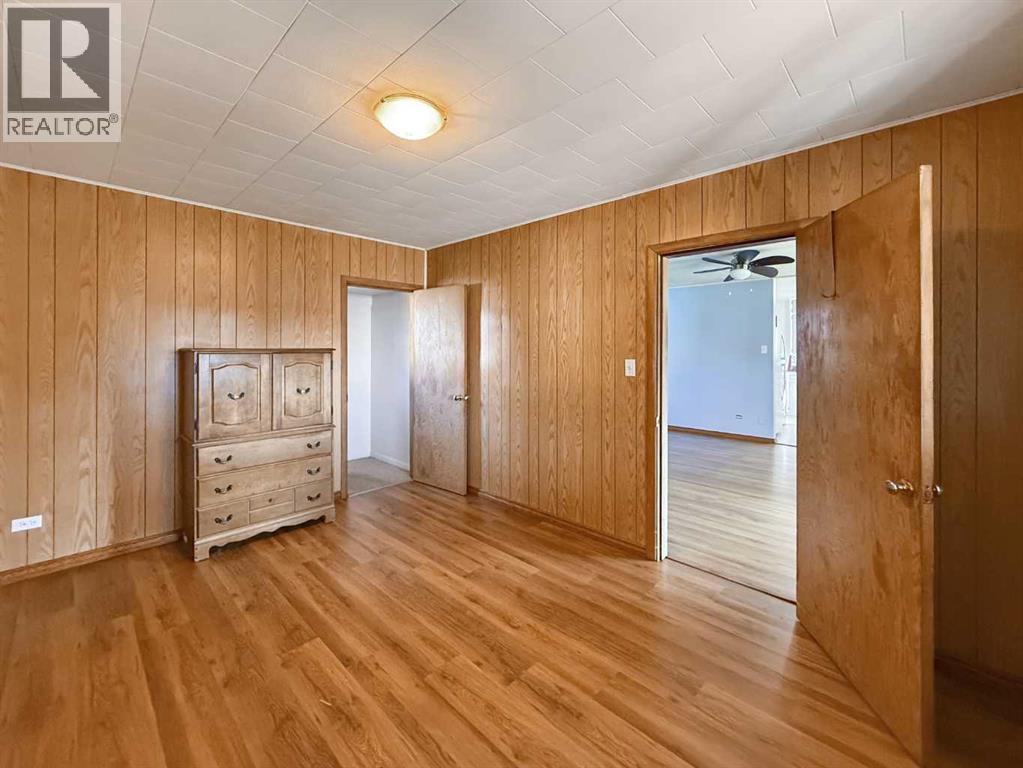 5002 49 Avenue, Botha, Alberta  T0C 0N0 - Photo 13 - A2260308