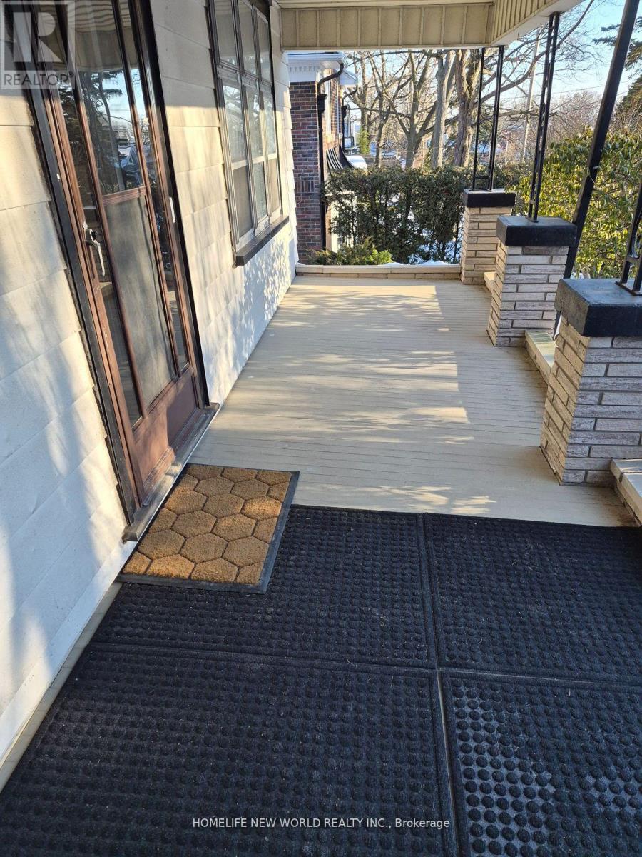 2nd Floor - 37 Kingswood Road, Toronto, Ontario  M4E 3N4 - Photo 4 - E13012128