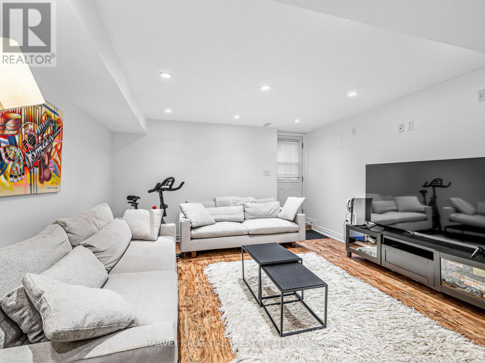 358 Mortimer Avenue, Toronto, Ontario  M4J 2E2 - Photo 34 - E13024200