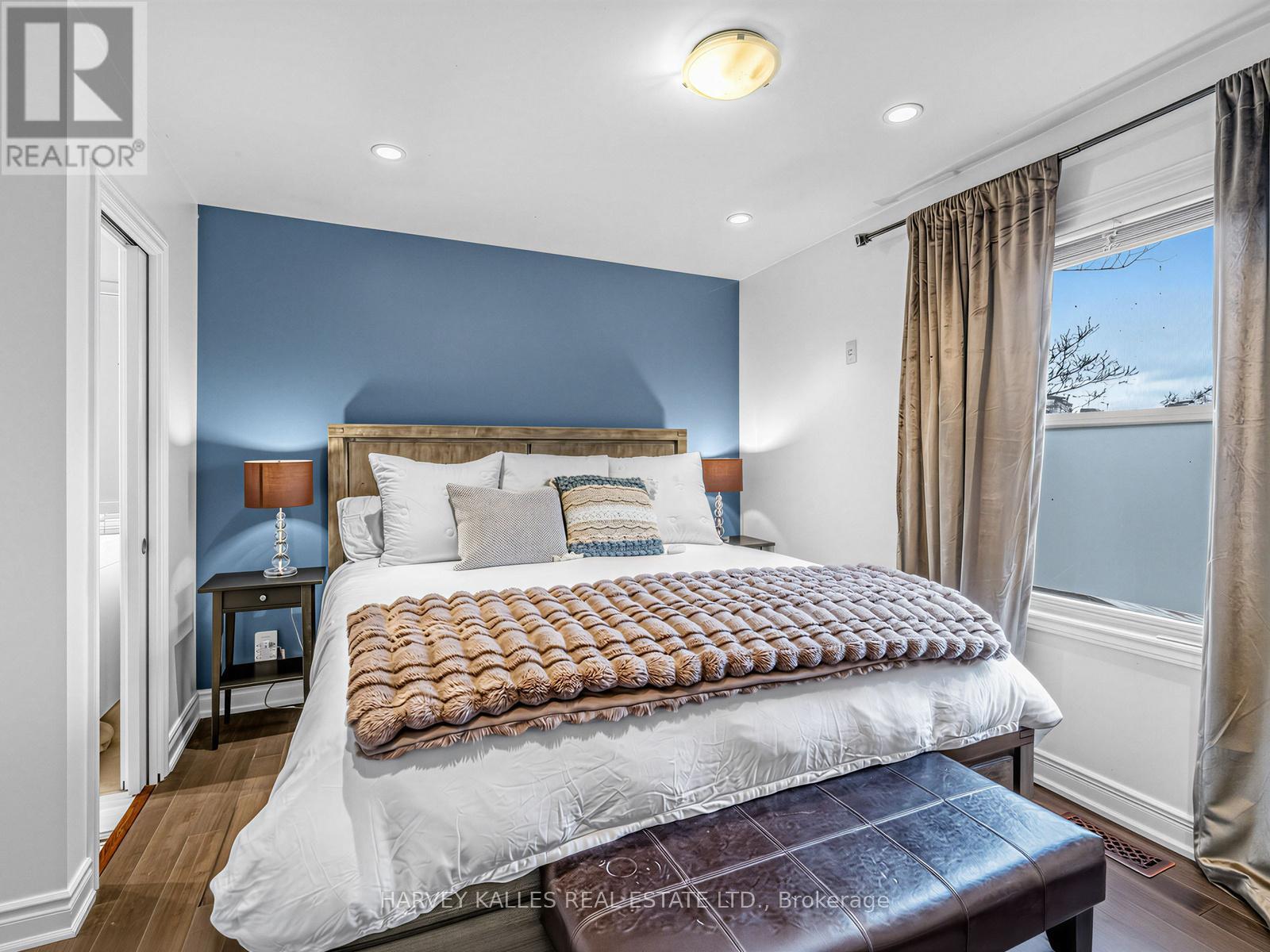 358 Mortimer Avenue, Toronto, Ontario  M4J 2E2 - Photo 27 - E13024200