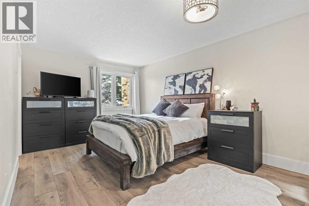 212 Coachway Lane SW, Calgary, Alberta  T3H 2V9 - Photo 17 - A2293656