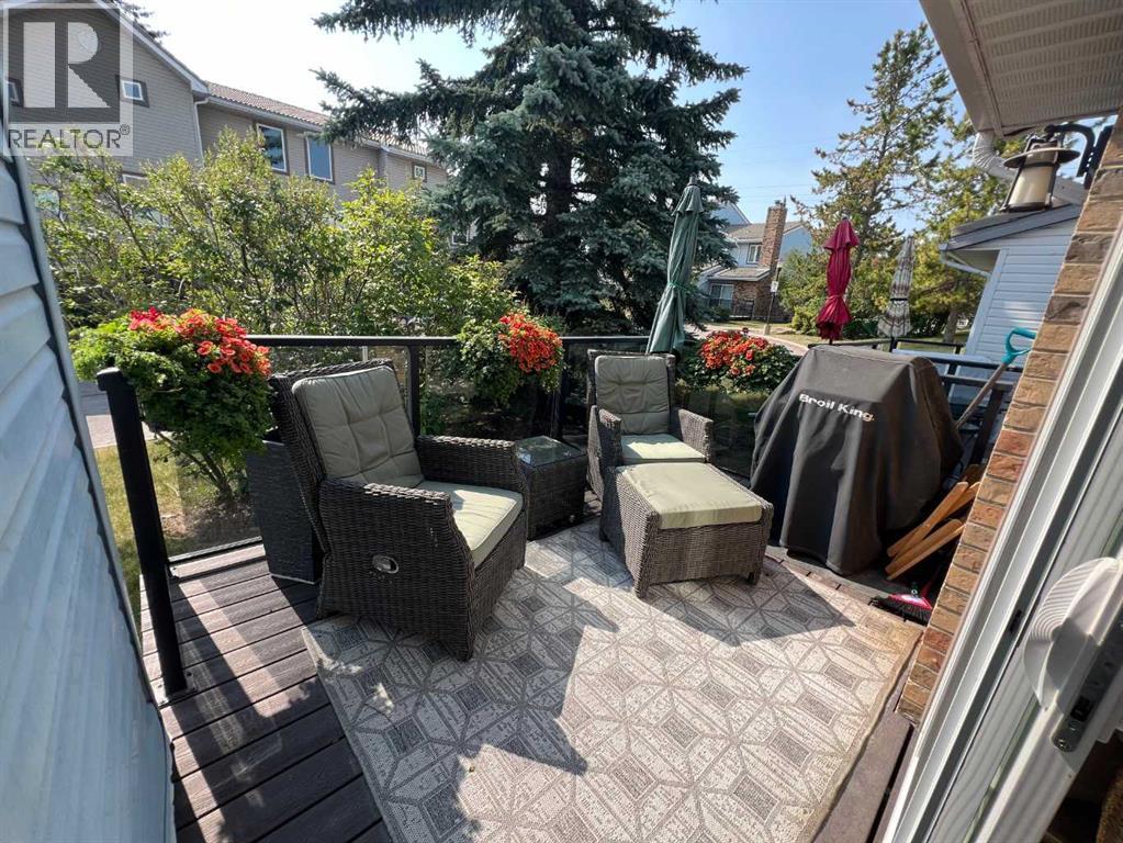 212 Coachway Lane SW, Calgary, Alberta  T3H 2V9 - Photo 34 - A2293656