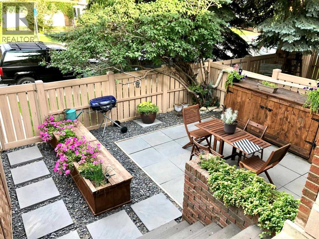 13011 6 Street Sw, Calgary, Alberta  t2w 4j8 - Photo 2 - A2300188