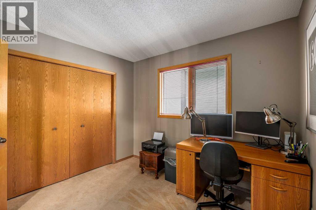 290 Edgepark Way Nw, Calgary, Alberta  T3A 4S7 - Photo 32 - A2302566