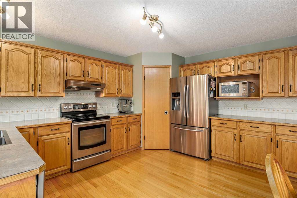 290 Edgepark Way Nw, Calgary, Alberta  T3A 4S7 - Photo 14 - A2302566