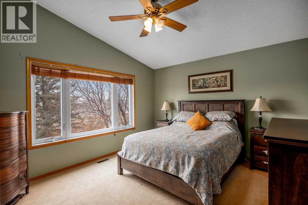 290 Edgepark Way Nw, Calgary, Alberta  T3A 4S7 - Photo 24 - A2302566