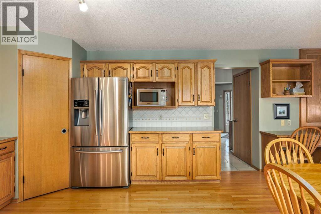 290 Edgepark Way Nw, Calgary, Alberta  T3A 4S7 - Photo 15 - A2302566