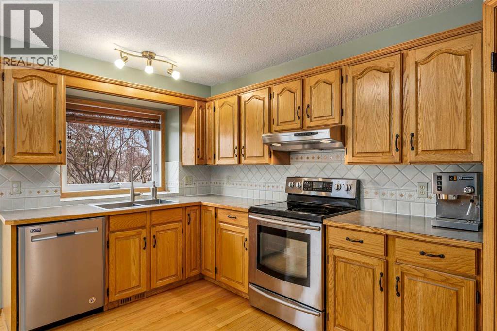 290 Edgepark Way Nw, Calgary, Alberta  T3A 4S7 - Photo 13 - A2302566