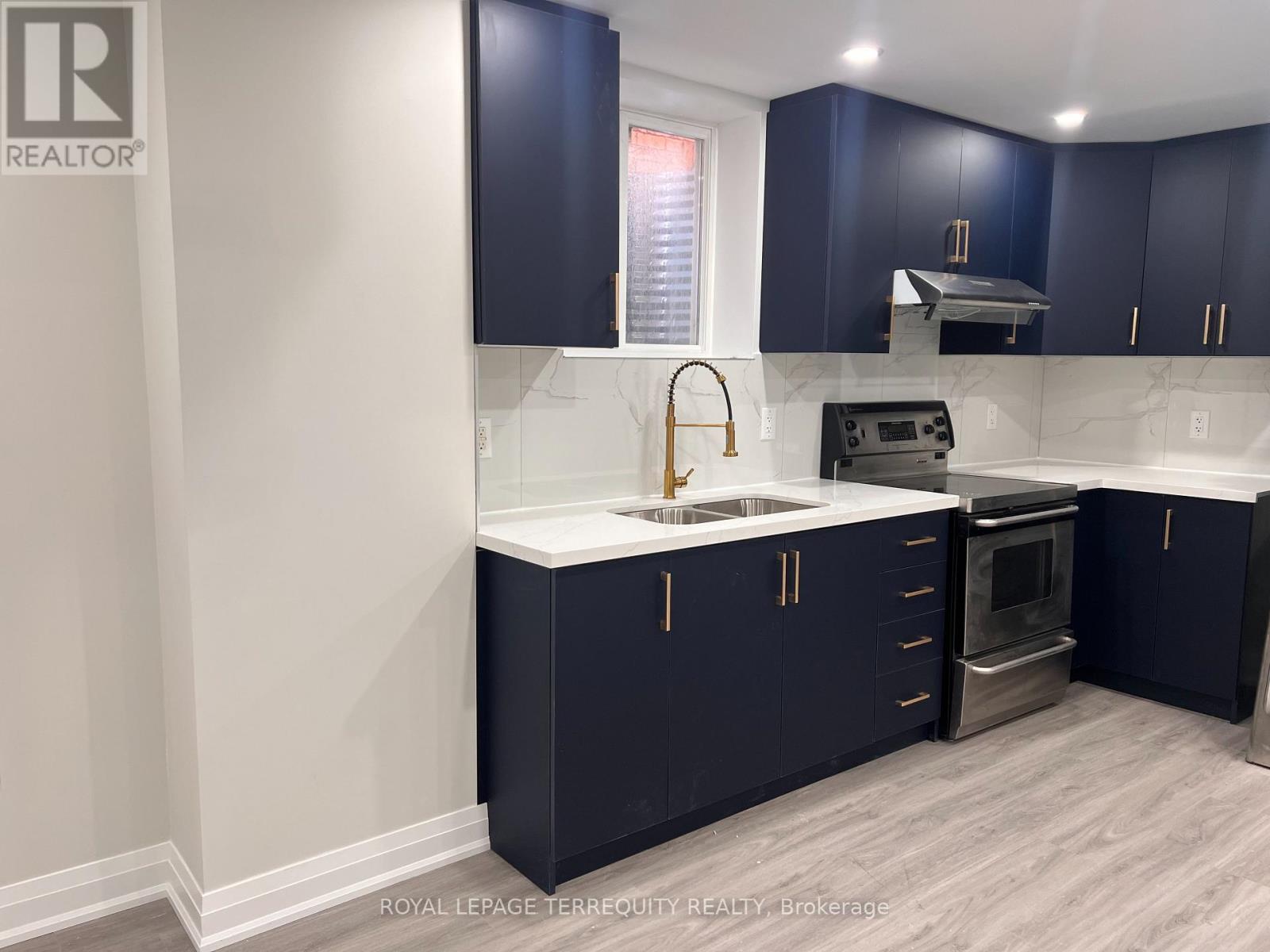 Bsmt - 12 Merrimac Drive, Brampton, Ontario  L6Y 6K3 - Photo 4 - W13011268