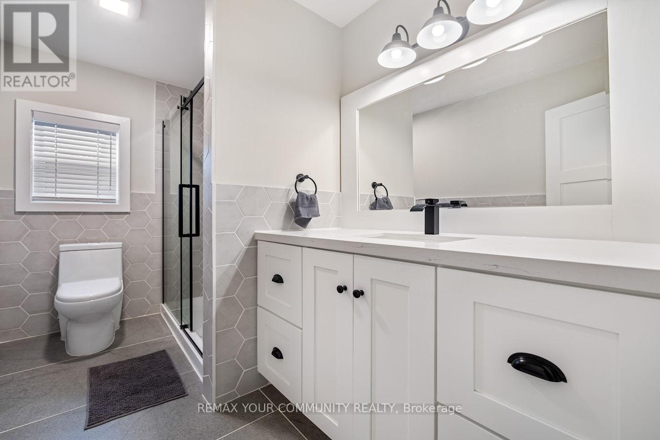 2nd Floor - 42 Lockerbie Avenue, Toronto, Ontario  M9N 3A2 - Photo 8 - W13024270