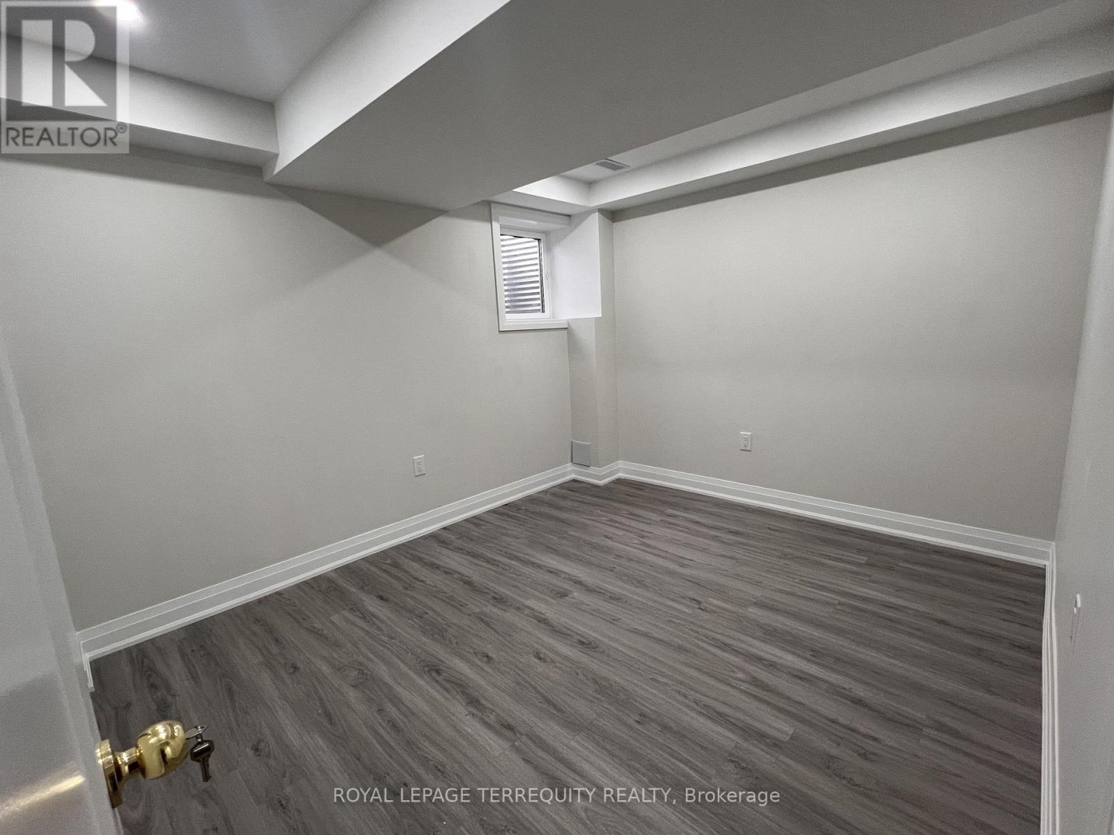 Bsmt - 12 Merrimac Drive, Brampton, Ontario  L6Y 6K3 - Photo 14 - W13011268