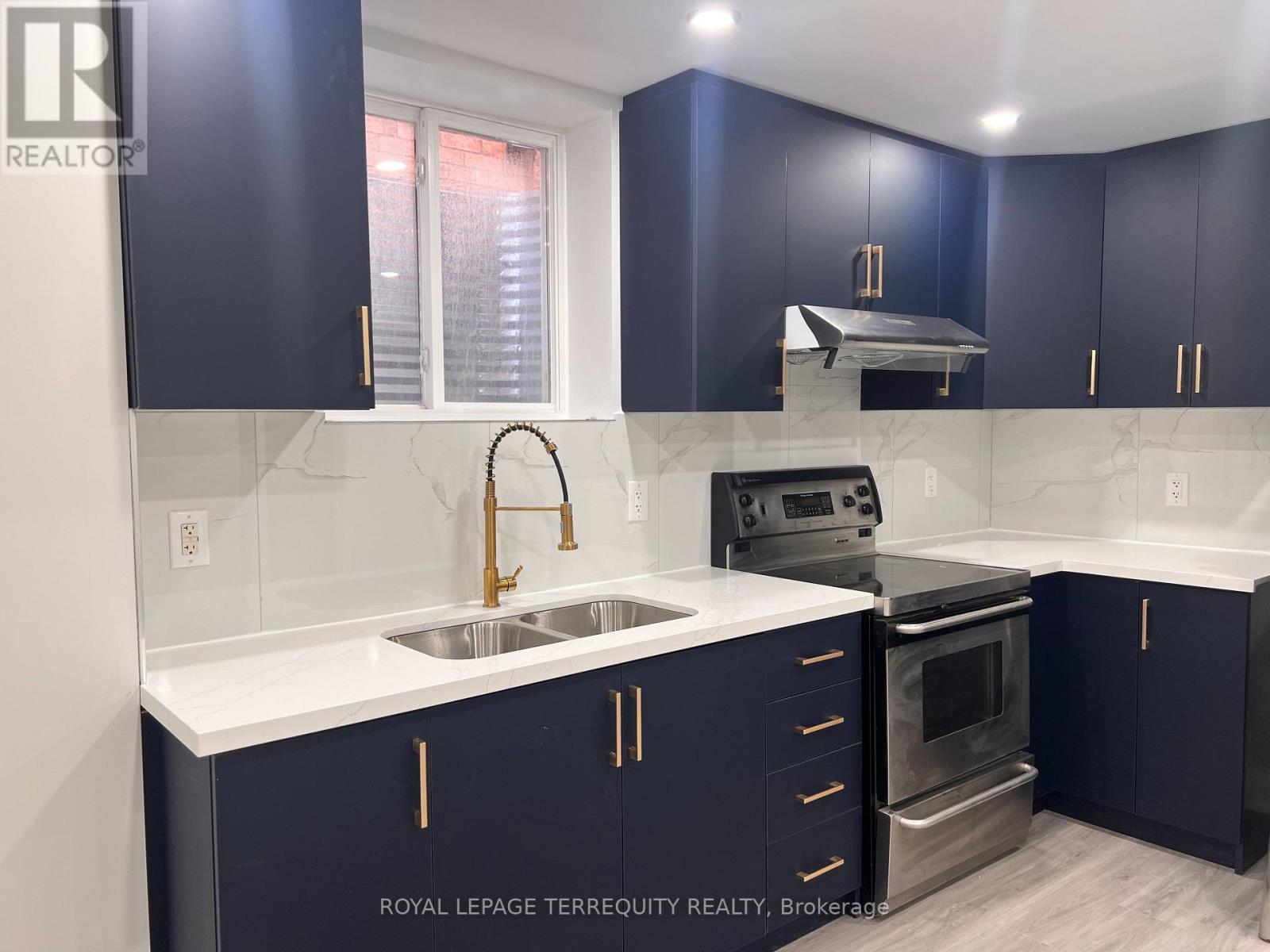 Bsmt - 12 Merrimac Drive, Brampton, Ontario  L6Y 6K3 - Photo 6 - W13011268