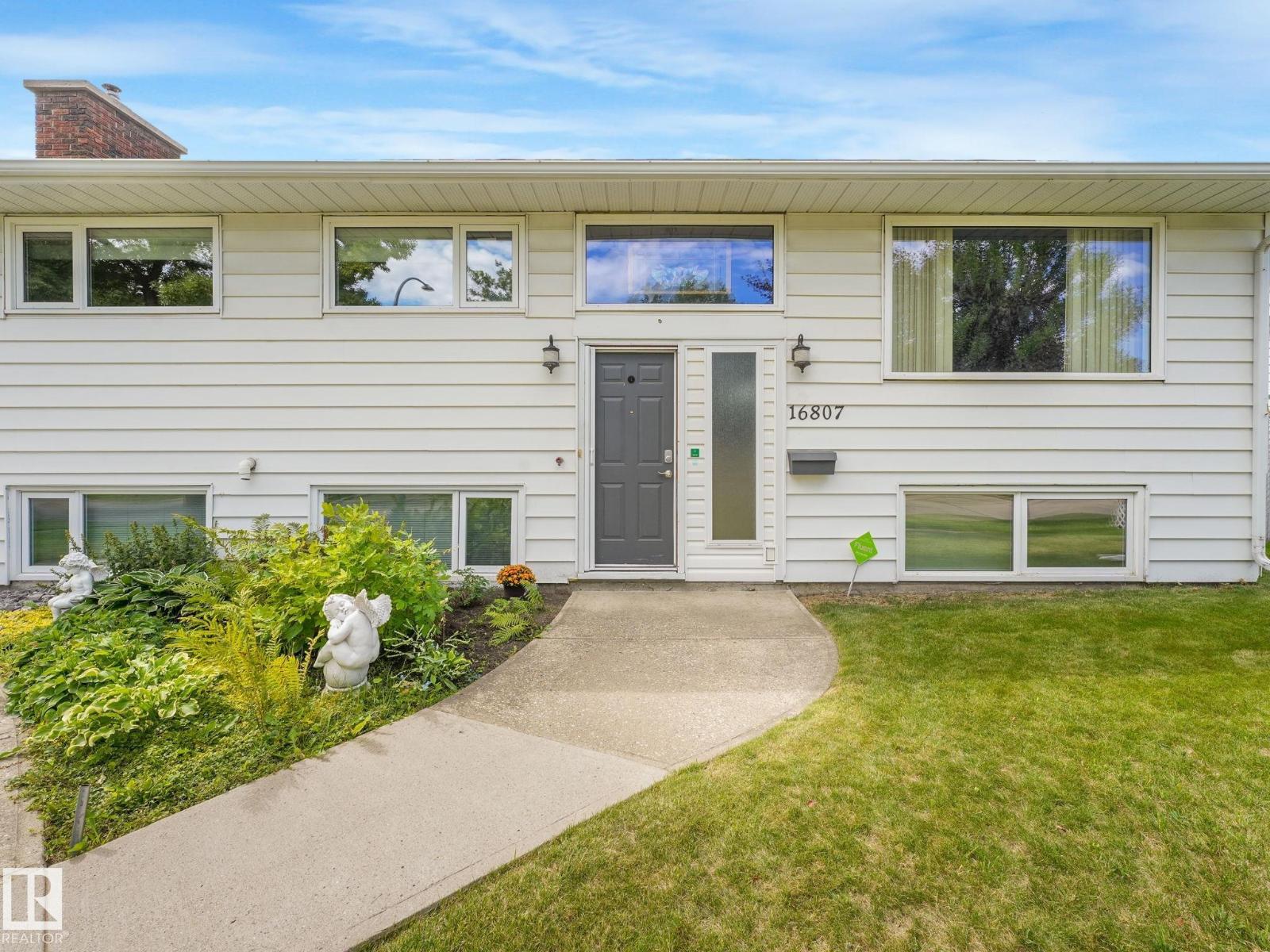 16807 80 Av NW, Edmonton, Alberta  T5R 3N1 - Photo 4 - E4483302