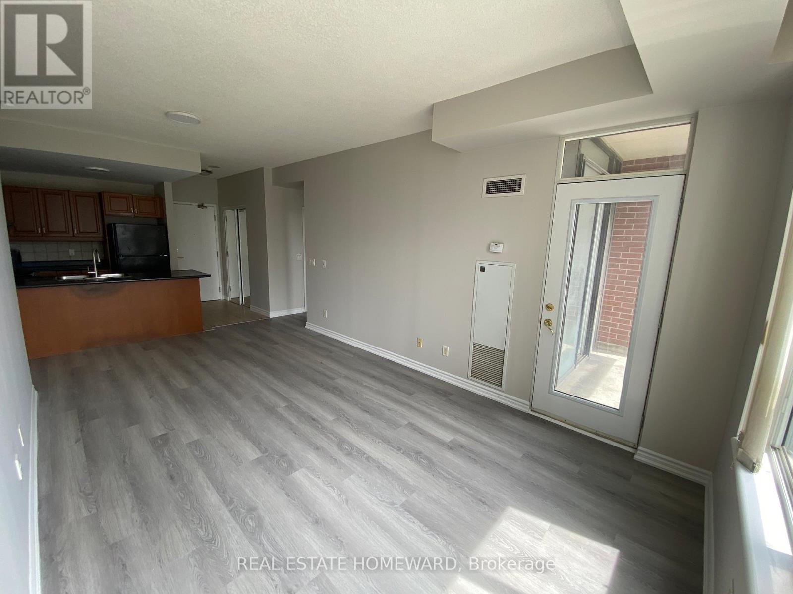 1005 - 28 Byng Avenue, Toronto, Ontario  M2N 7H4 - Photo 4 - C13024576
